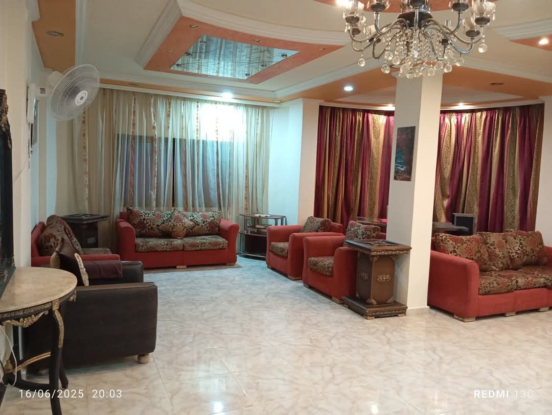 مزرعة وفيلا للايجار اليومي والأسبوعي تبعد عن الشام ربع ساعة اوتوستراد معربا